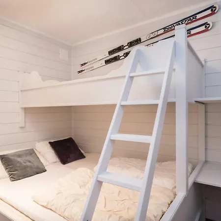 Ski, Fish, Golf, Hiking In Apartment